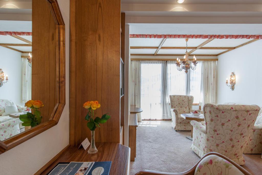 Hotel Alpina Deluxe Obergurgl Ruang foto